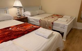 Two Bed Holiday Apartment London